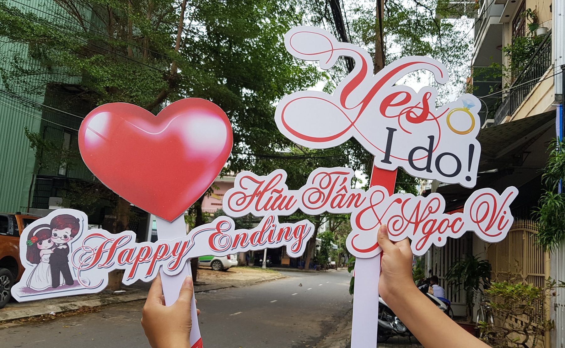 Làm hashtag cầm tay tại Đà Nẵng