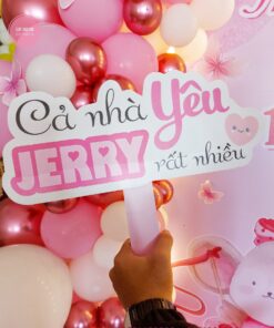 Hashtag CẢ NHÀ YÊU JERRY