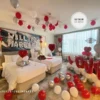 Trang trí cầu hôn tại phòng khách sạn
