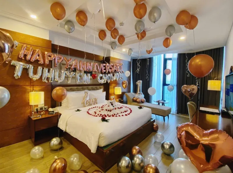 Trang trí Kỉ niệm cưới tại khách sạn
