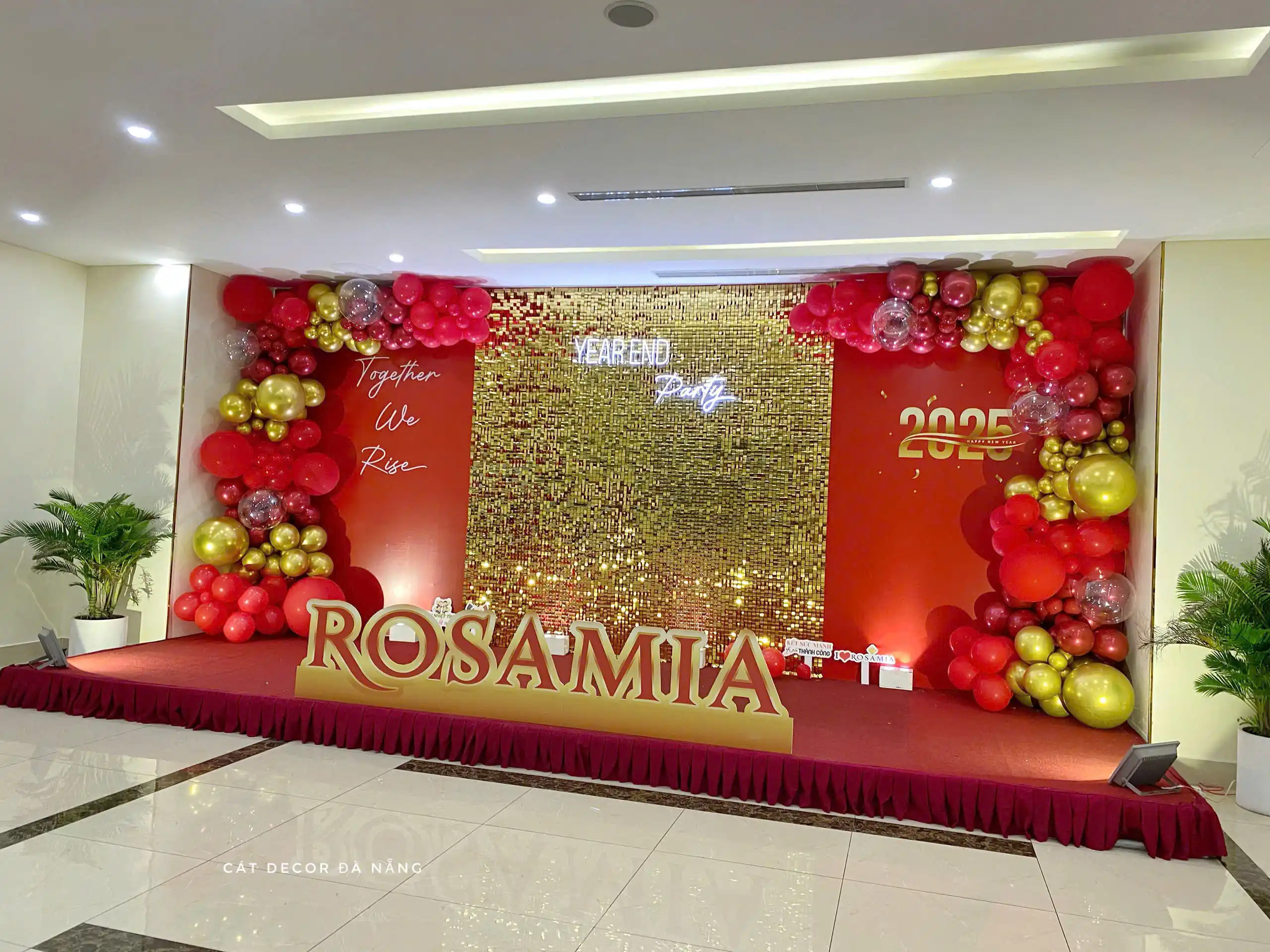 Sequin - sang trọng, lấp lánh và đẳng cấp TRANG TRÍ year end party da nang rosamia