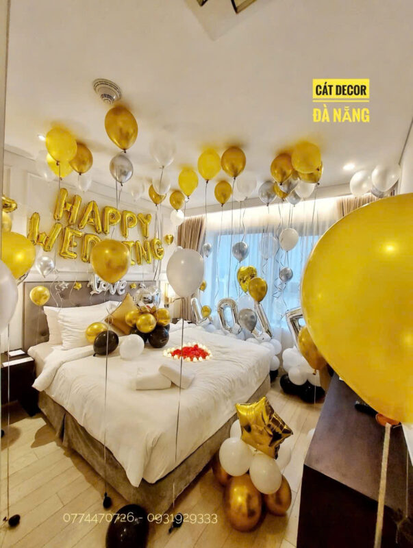 Set bóng phòng Tân hôn vàng