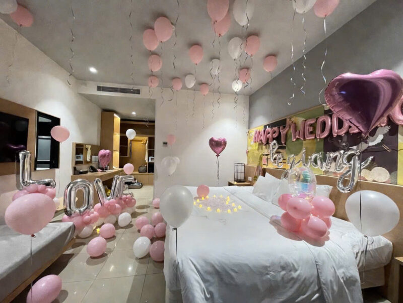 Set trang trí phòng cưới hồng pastel